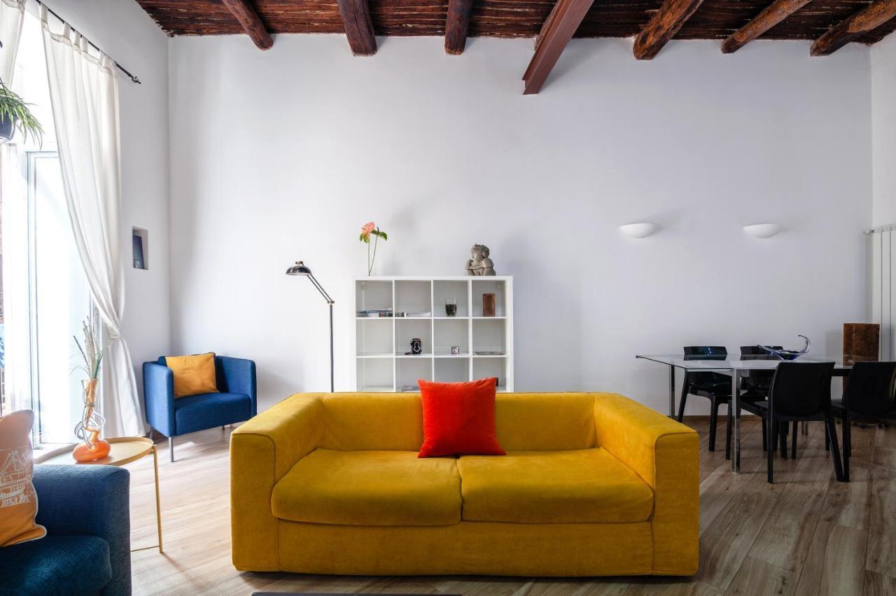Appartamento Moderno Nel Centro Storico Neapel Exteriör bild
