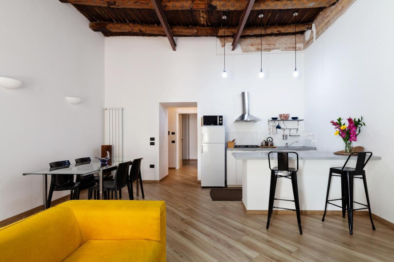 Appartamento Moderno Nel Centro Storico Neapel Exteriör bild